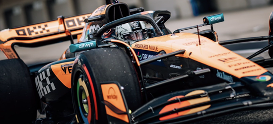 ブラッド・ピット、時速317kmでマクラーレンMCL60をドライブ