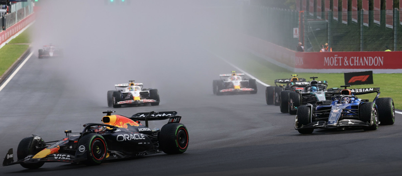 F1ドライバーたち、雨の中で浮かび上がる「スプレー問題」について