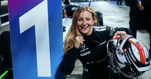 メルセデス、2026年F1の開発ドライバーにドリアーヌ・ピンを起用